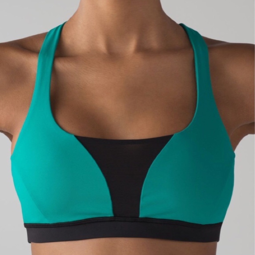 Lululemon Smooth Stride bra